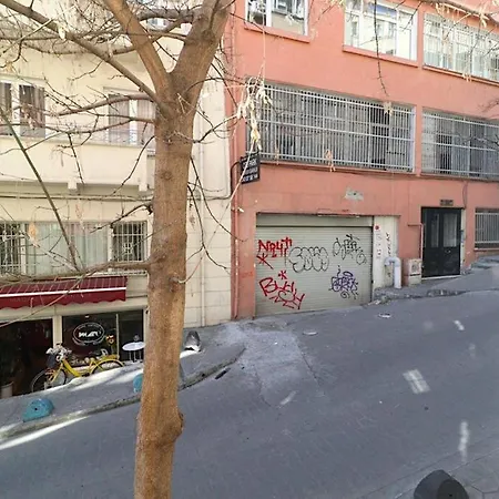 Modern One Bedroom In Cihangir Apartment Istanbul