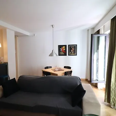 Modern One Bedroom In Cihangir