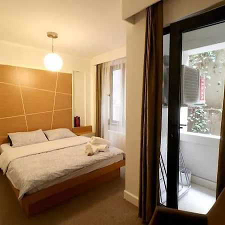 Modern One Bedroom In Cihangir